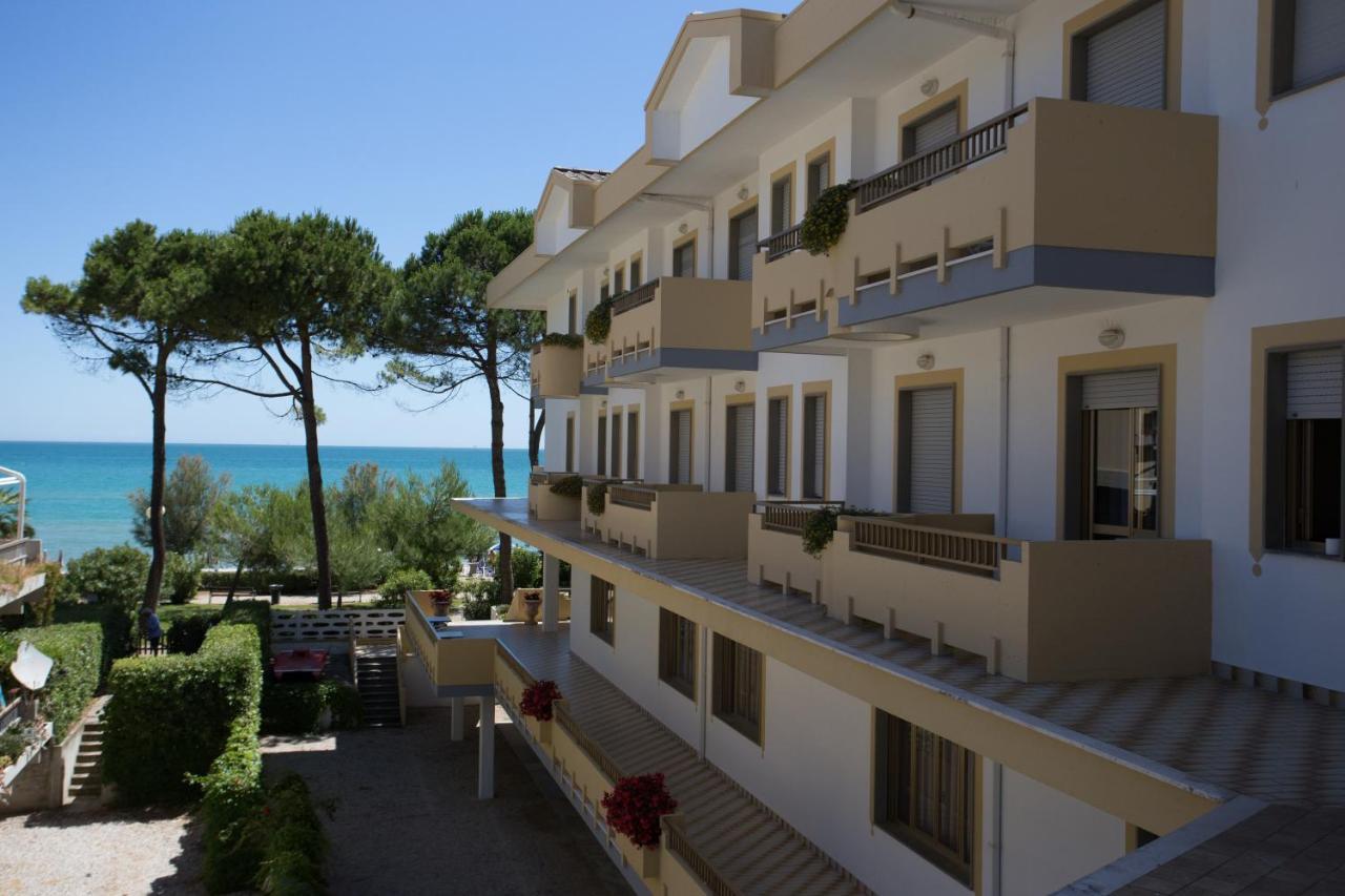 Hotel Abruzzo Pineto Eksteriør billede