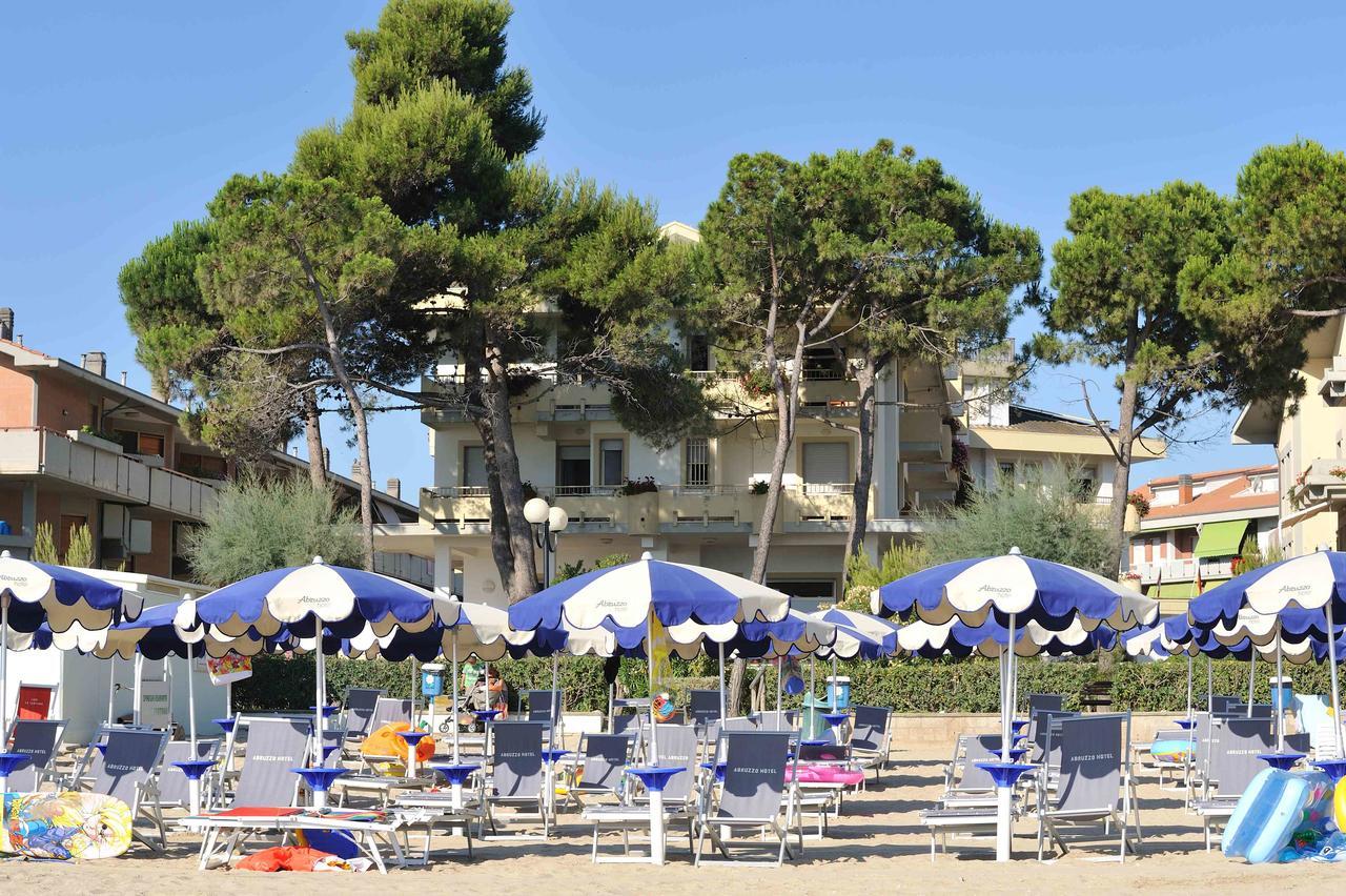 Hotel Abruzzo Pineto Eksteriør billede