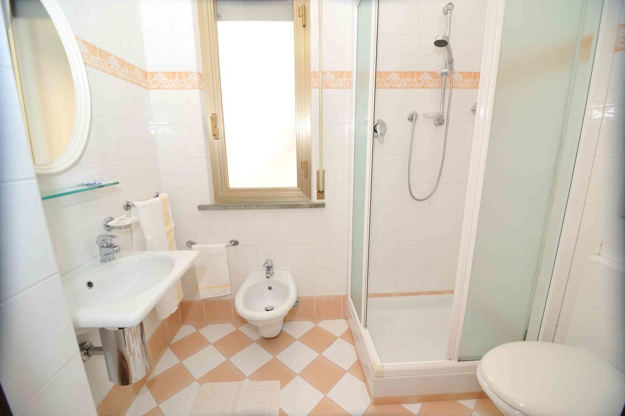 Hotel Abruzzo Pineto Eksteriør billede