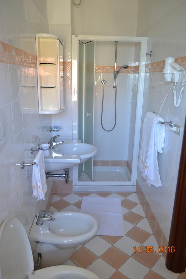 Hotel Abruzzo Pineto Eksteriør billede